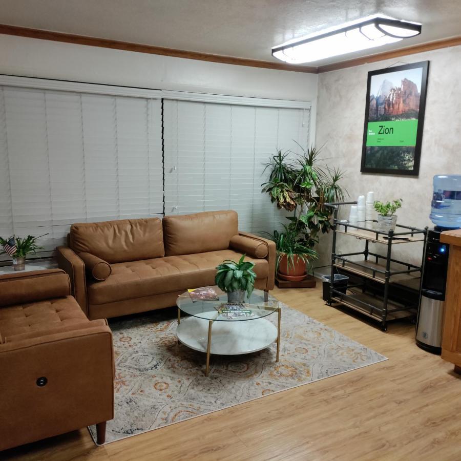 High Desert Inn سالينا المظهر الخارجي الصورة