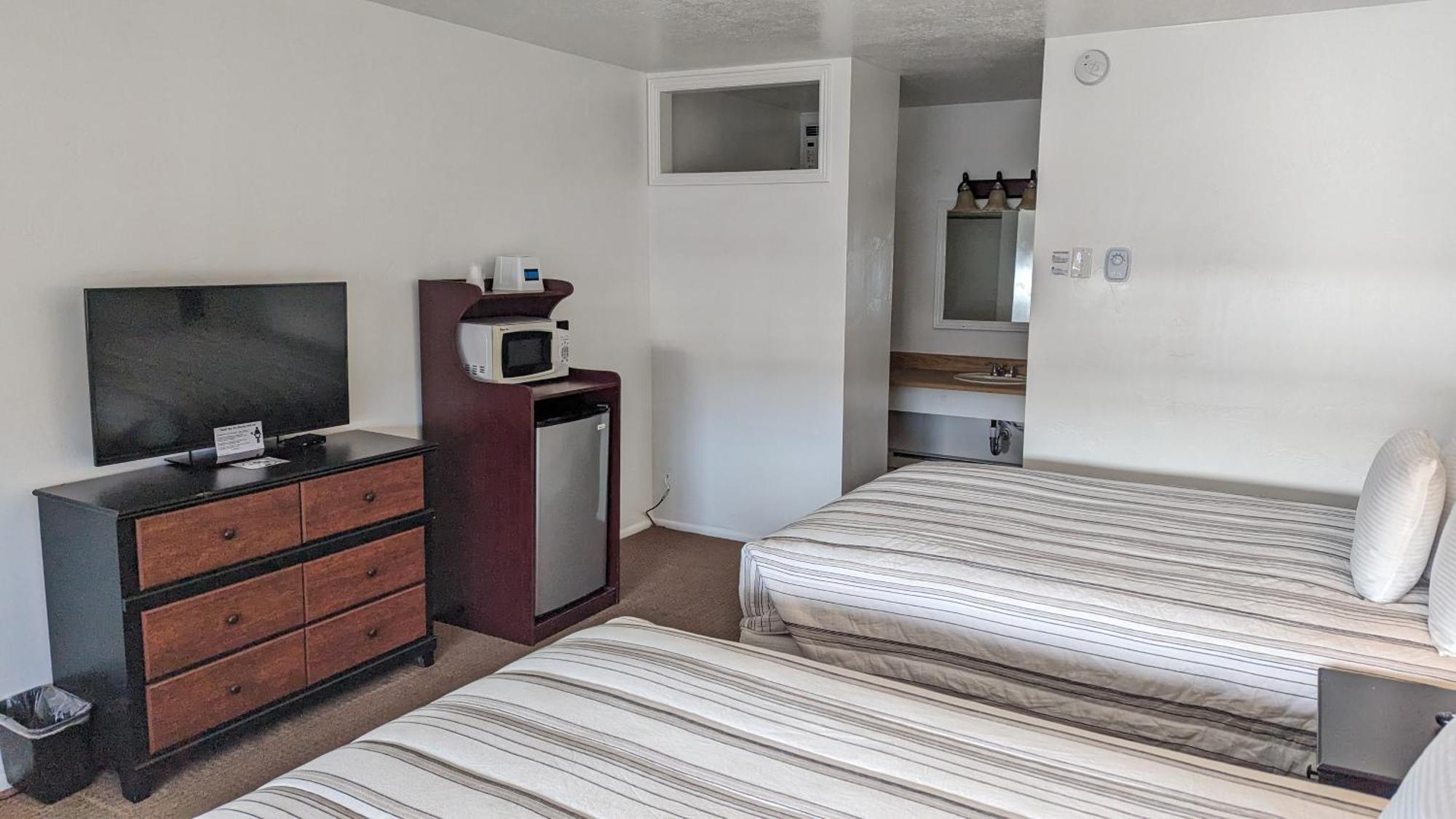 High Desert Inn سالينا المظهر الخارجي الصورة