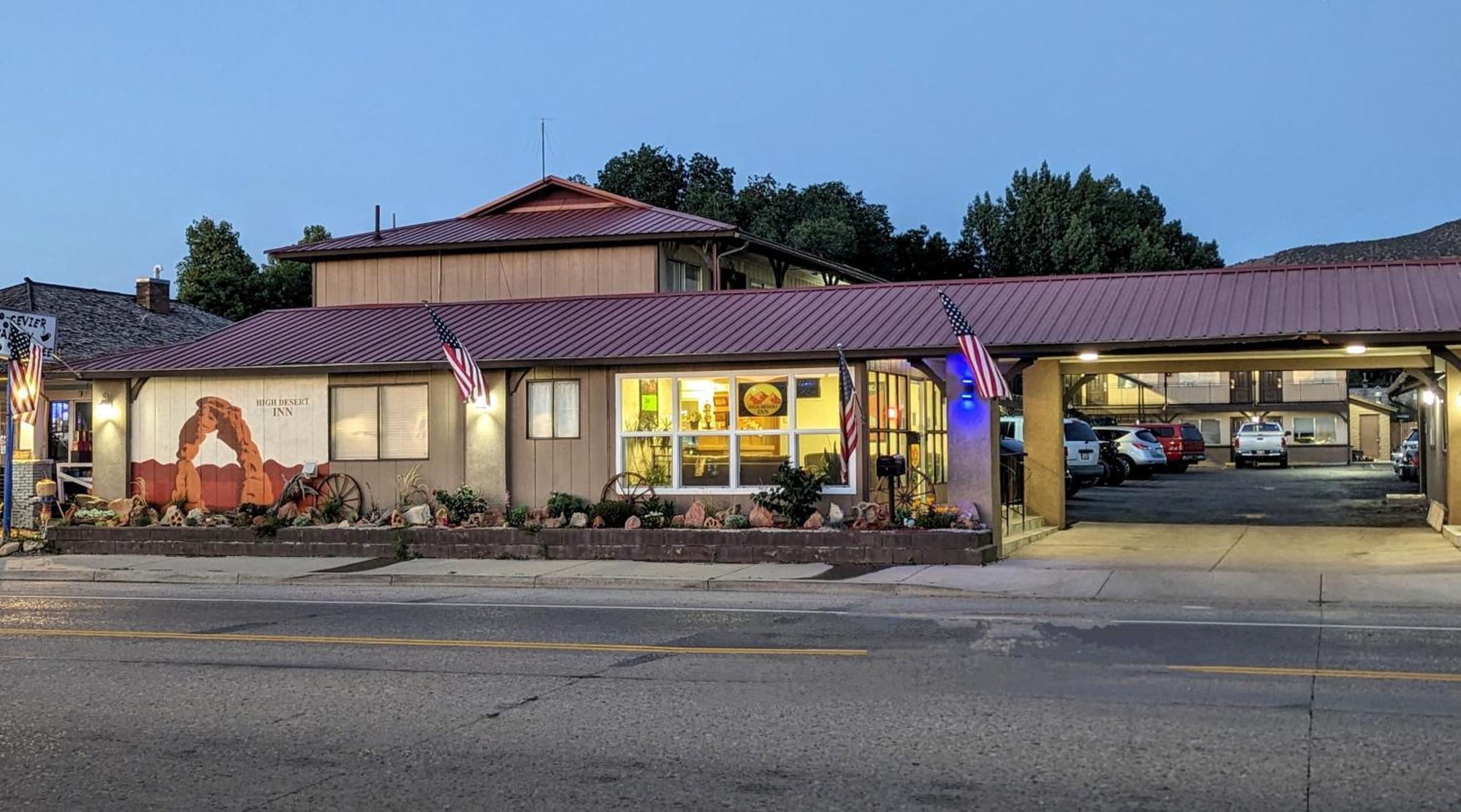High Desert Inn سالينا المظهر الخارجي الصورة